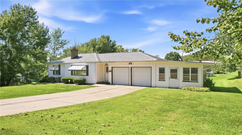 310 Woodland Ave — photo 4