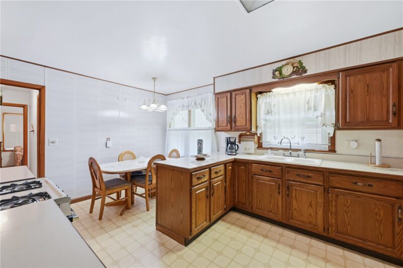 310 Woodland Ave — photo 8