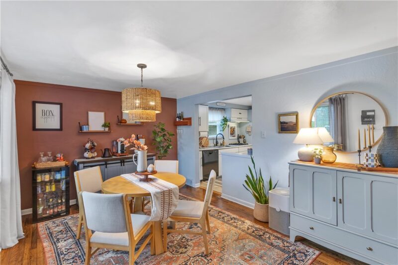 207 Clifford Ave — photo 5