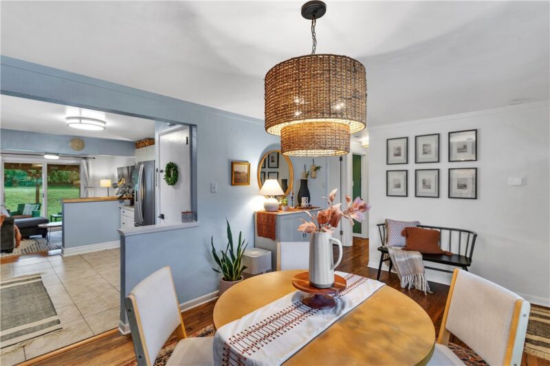 207 Clifford Ave — photo 8