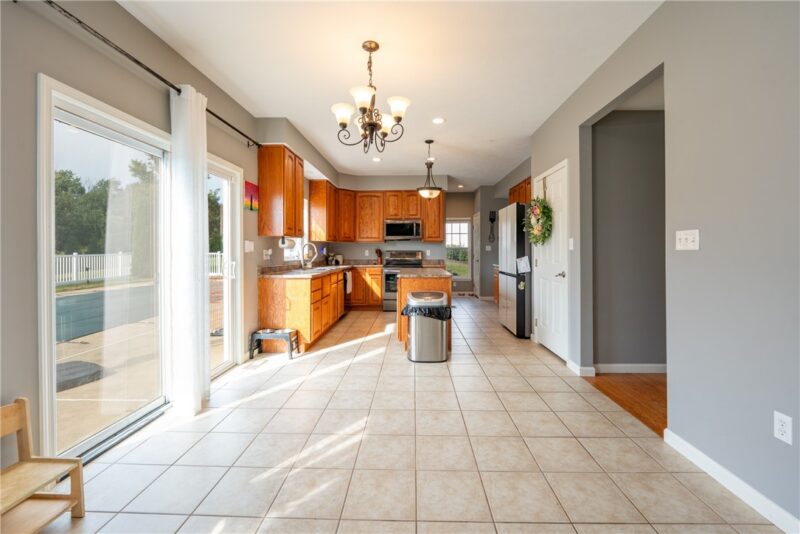 207 Kingsbrooke Dr — photo 8
