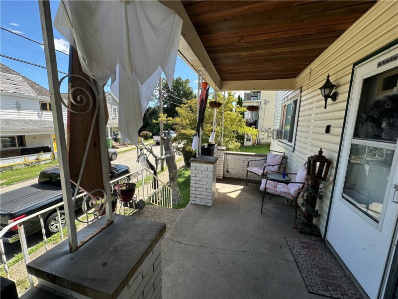 917 Crest Avenue — photo 5
