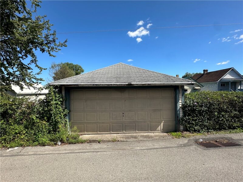 917 Crest Avenue — photo 8