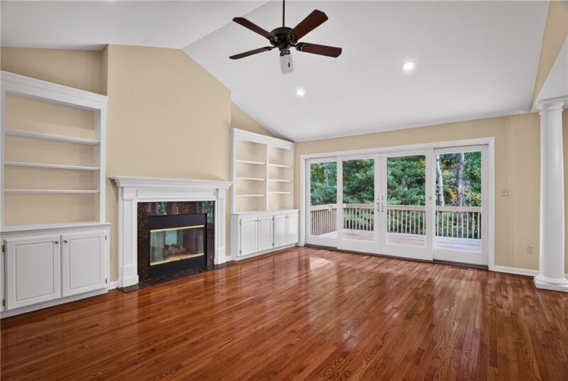 329 Hidden Falls Ct — photo 7