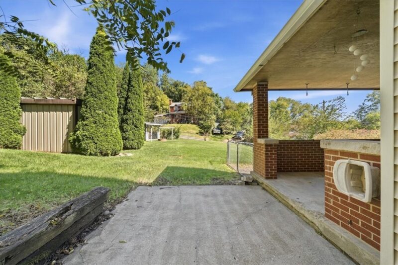 535 Justus Ave — photo 8