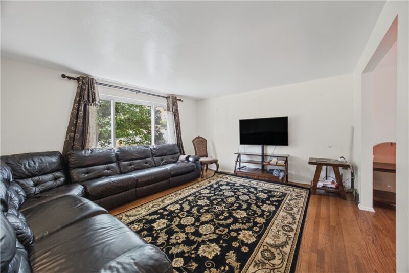 50 Dundalk Dr — photo 3