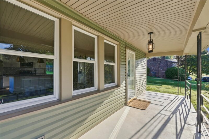 817 Victory Rd — photo 2