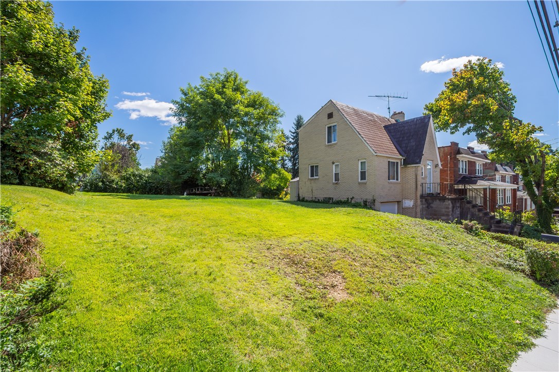 2823 Crosby Ave — photo 1