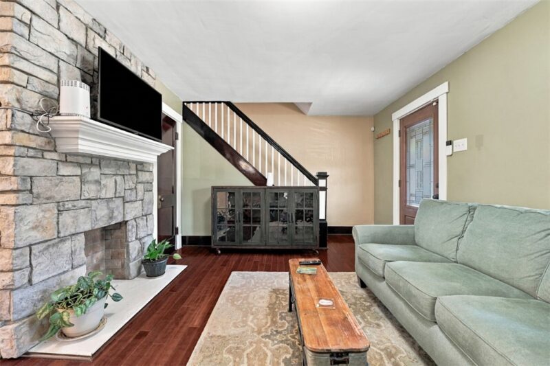 7726 Forbes Avenue — photo 5