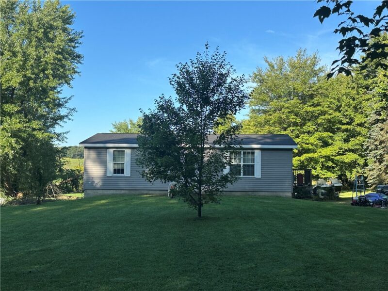 190 McGregor Road — photo 2