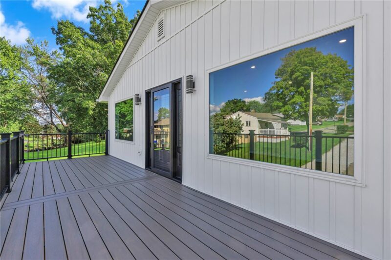 1289 Chestnut St — photo 3