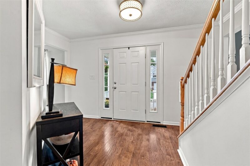 128 Brighton Ln — photo 3