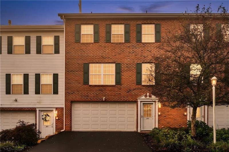 203 Northglen Ct — photo 1