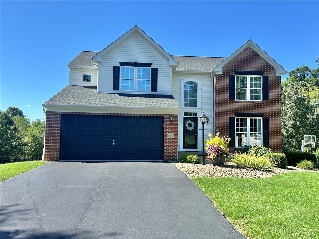 114 Majestic Dr — photo 1