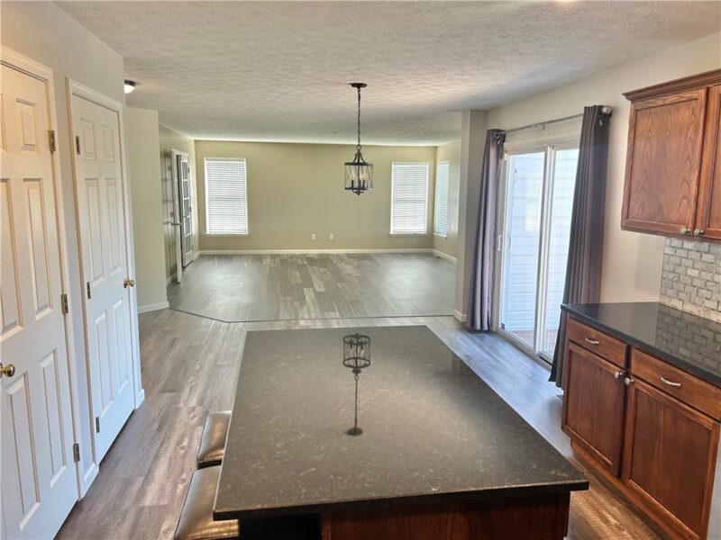 114 Majestic Dr — photo 5