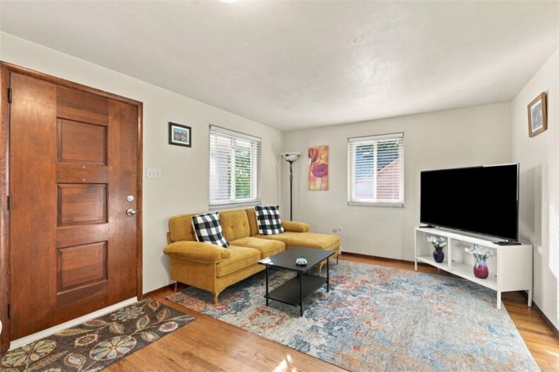 113 Hawthorne Avenue — photo 4