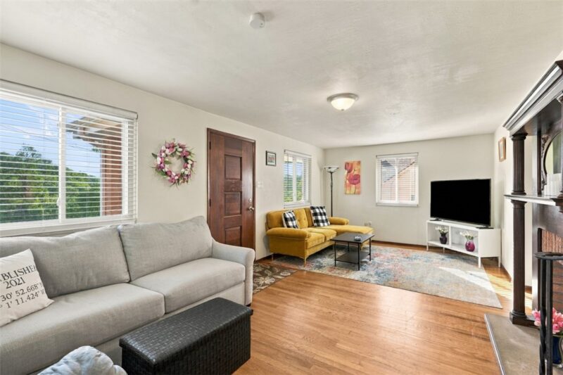 113 Hawthorne Avenue — photo 5