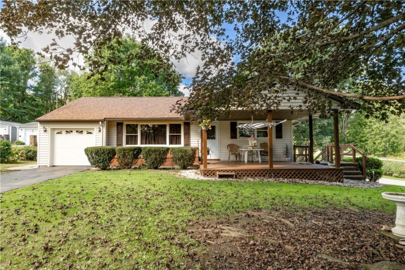 649 N Liberty Rd. — photo 2