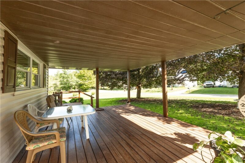 649 N Liberty Rd. — photo 3