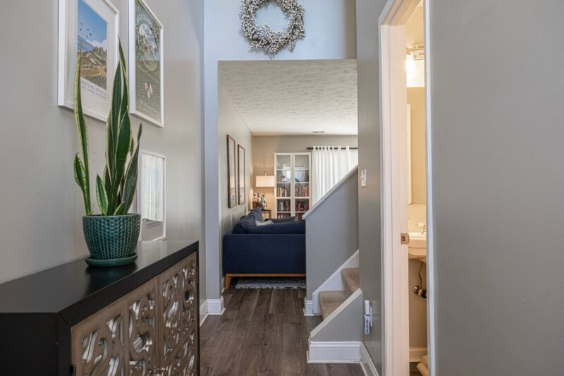 65 New London Lane — photo 4