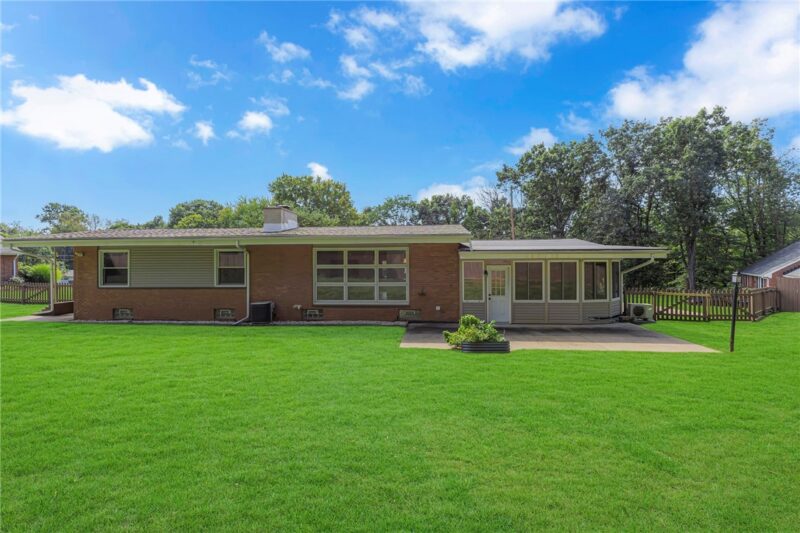 116 Appletree Drive — photo 2