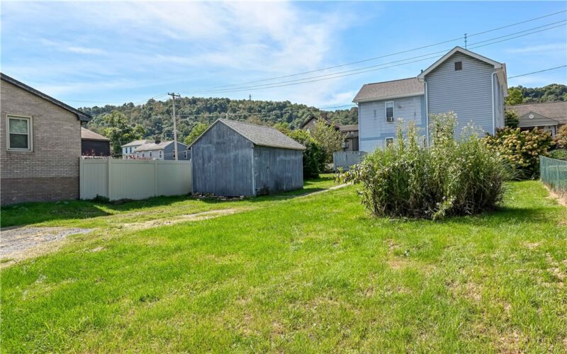 114 Beaver St — photo 3