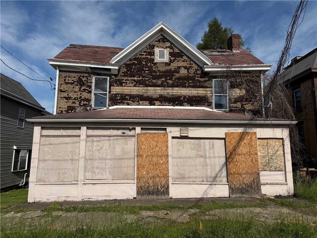 221 N Gallatin Ave — photo 1