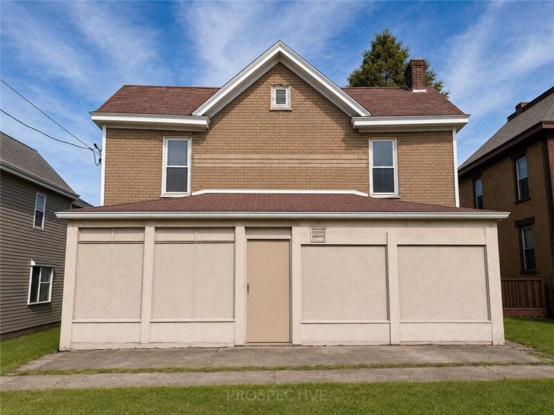 221 N Gallatin Ave — photo 2