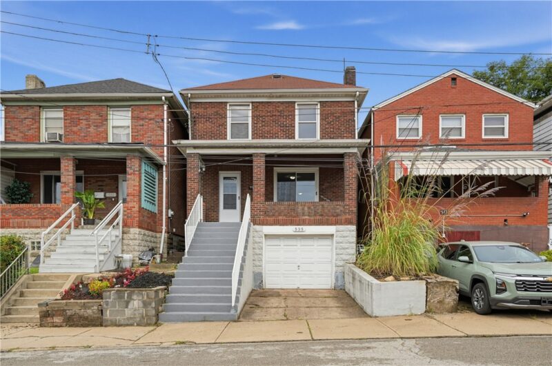 535 Collins Ave — photo 4
