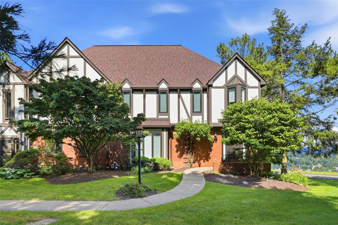 418 Forest Highlands Drive — photo 1