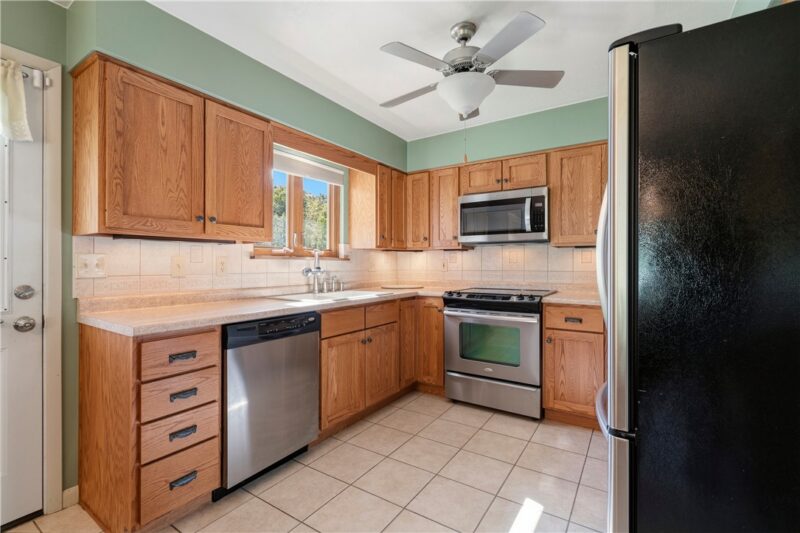 442 California Dr — photo 6