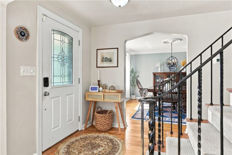 809 Vermont Ave — photo 3