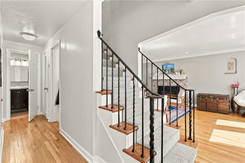 809 Vermont Ave — photo 4