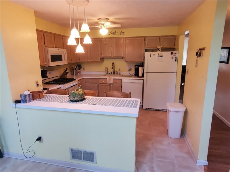 2635 Hunters Point Dr — photo 6