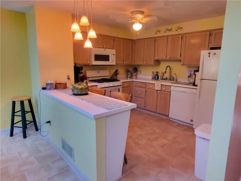 2635 Hunters Point Dr — photo 8