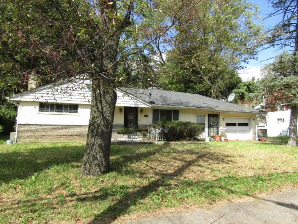 2115 Laketon Rd — photo 1