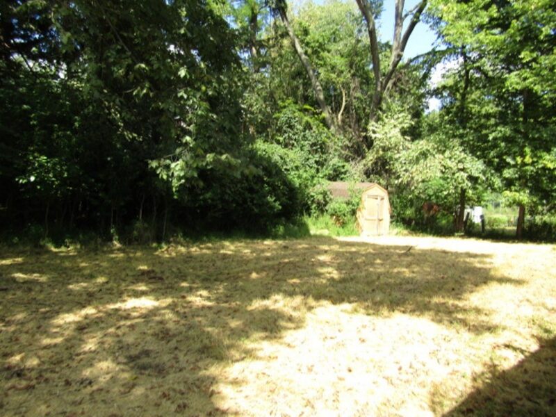 2115 Laketon Rd — photo 4