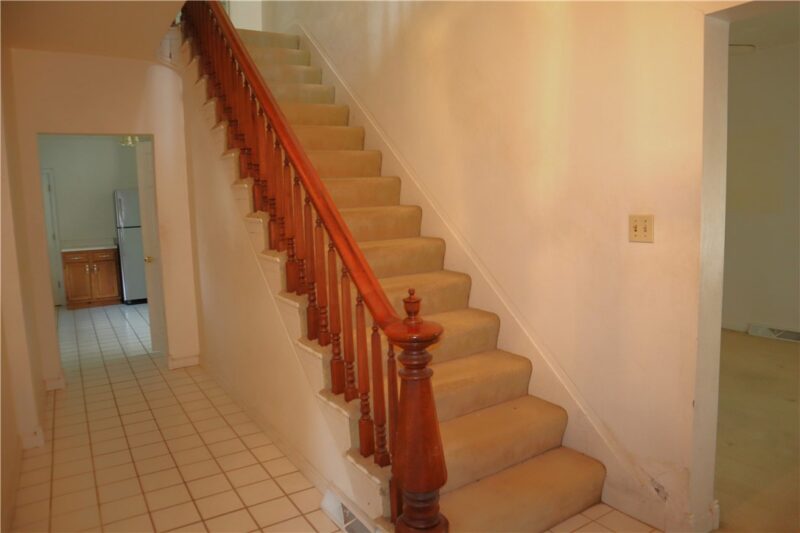 308 College AVENUE — photo 7