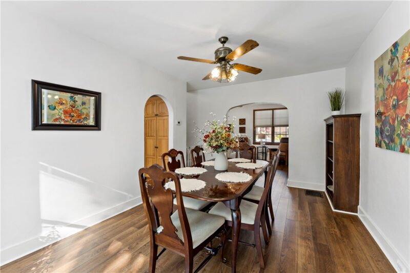 2689 Crosby Ave — photo 8