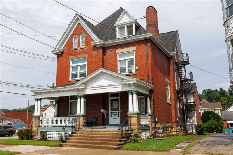 250 Green St — photo 3