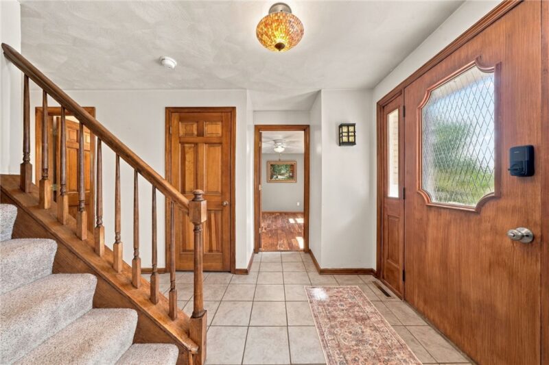 9 Northwood Rd — photo 3