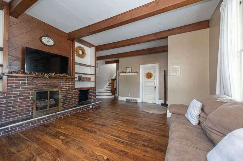 627 Weldon STREET — photo 2