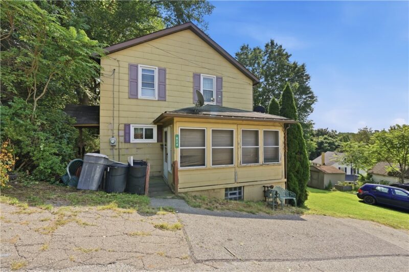 624 Spang Ave