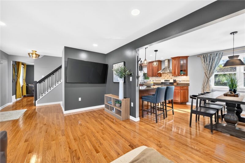 49 Norfolk Drive — photo 8