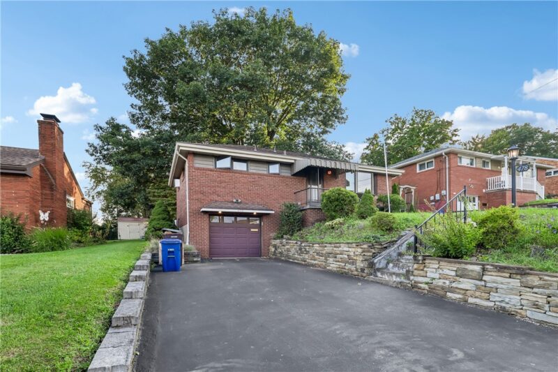 478 Balconade Dr — photo 2