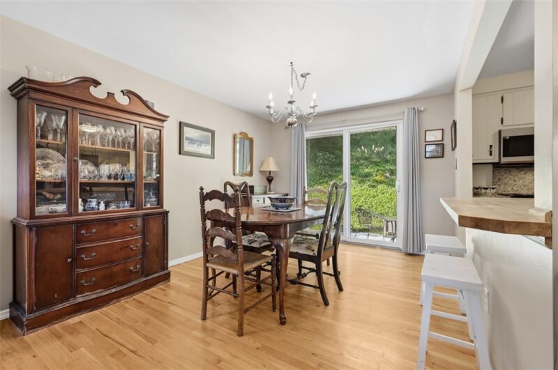 125 Dover Dr — photo 5
