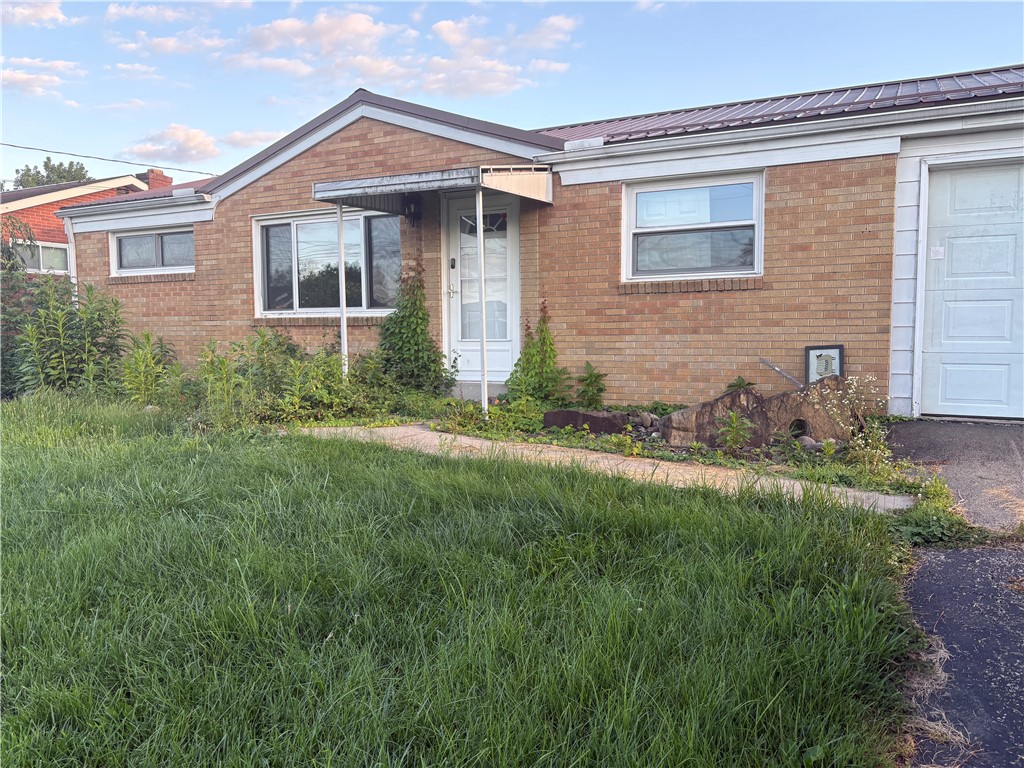 202 Pauline Dr — photo 1