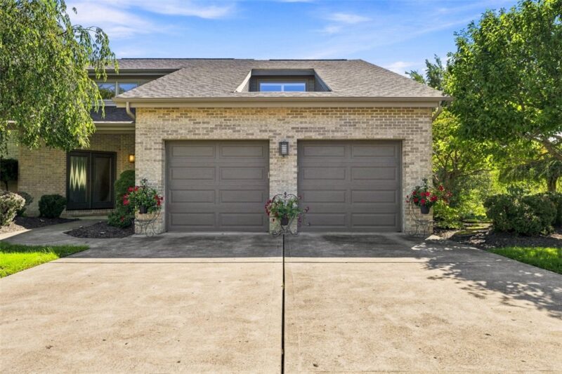 106 Sandlewood Dr — photo 2