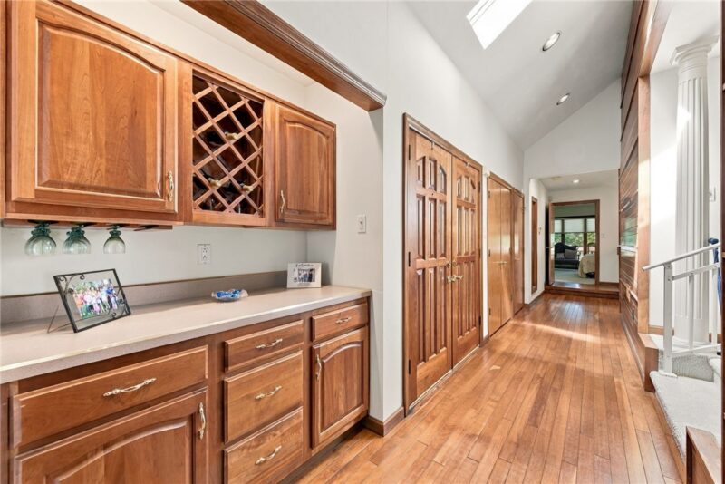 10040 Firethorn Dr. — photo 2