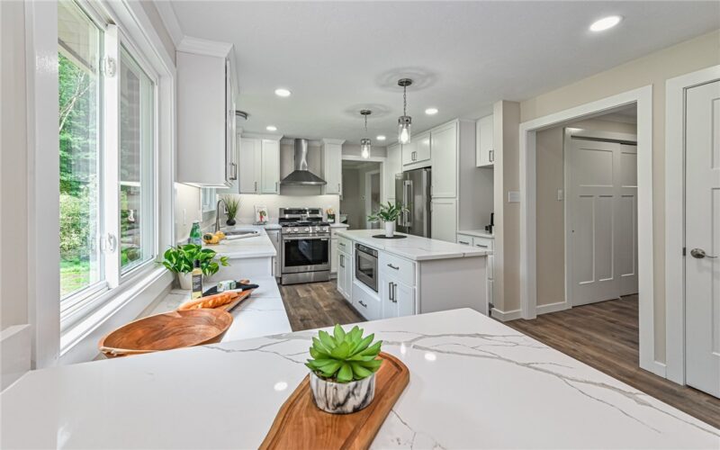 10022 Oakridge Dr — photo 6